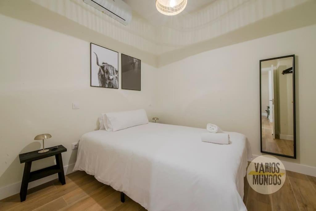 Cozy Y Centrico Apt Para 6Pax En Plaza Del Carmen E2 Madrid Kültér fotó
